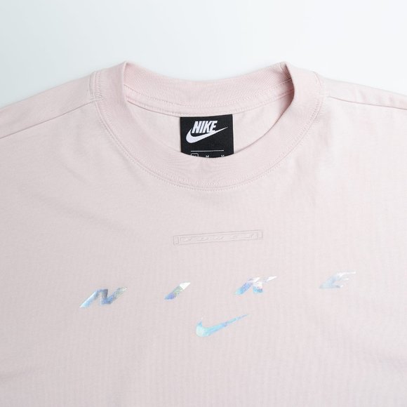 Nike Sportswear Crop Iridescent T-Shirt Tee Barely Rose CZ9021-699 - Picture 4 of 4